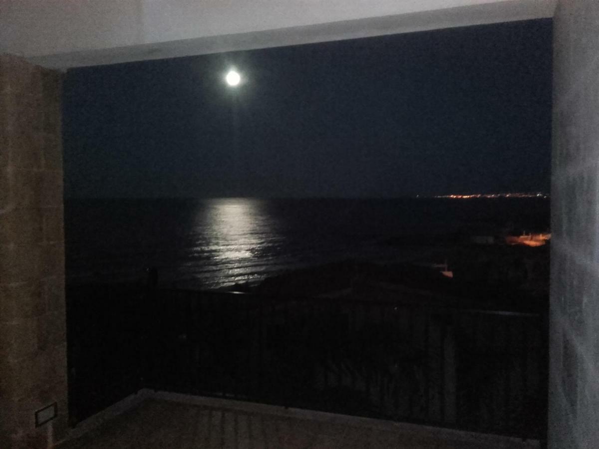 Vila Le Terrazze Sul Mare Cava dʼAliga Exteriér fotografie